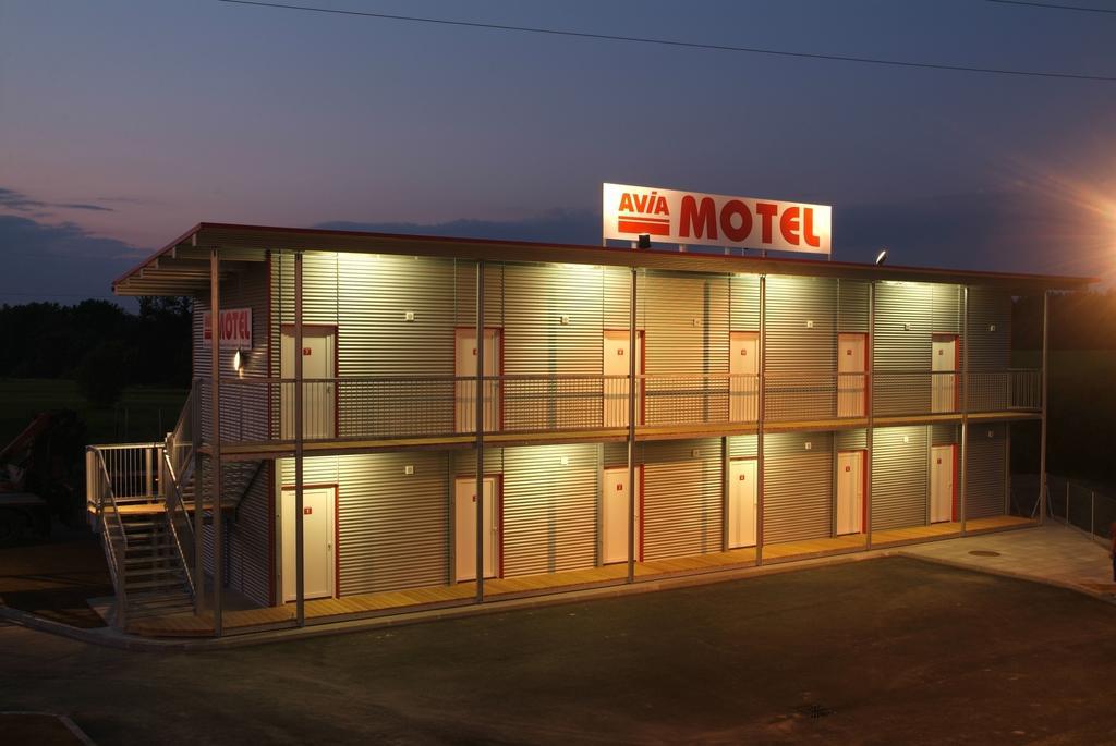 FairSleep Avia Motel Gmünd Gmund  Exterior foto